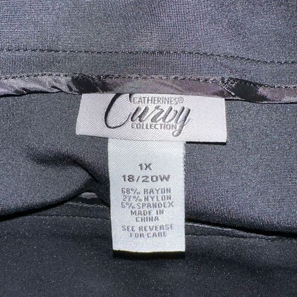 Catherine’s Curvy Collection Womens 1X Black Cropped Trouser Pants w Buckles - Picture 4 of 9
